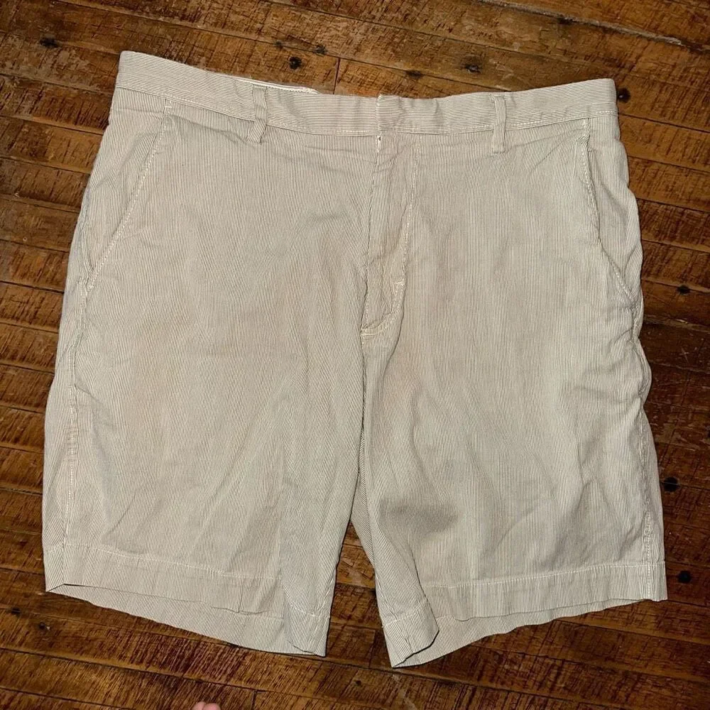 Banana Republic flat front pin stripe 36 business casual shorts